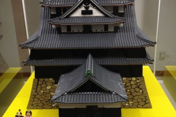 Scale model of Matsue Castle in Lego