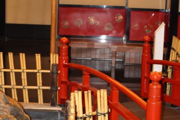 Apart from artwork, there are some truly remarkable interior design and architecture throughout the hotel. This red moon bridge is in one of the bathrooms!