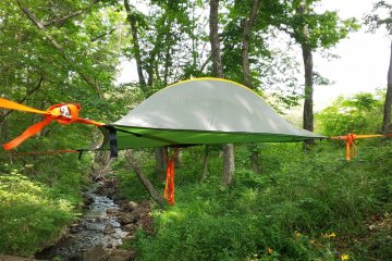 They have some newer options too, such as this sky tent. In June you can sleep among the fireflies.