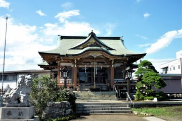 Fussa City - Temples & Shrines