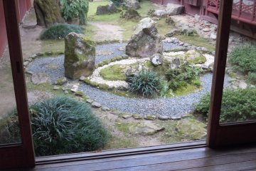 The back garden of Jurinji Temple