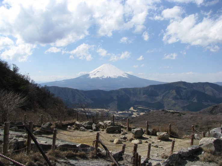 One more view from Owakudani