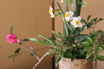 <p>Ikebana in Yoshida house.</p>