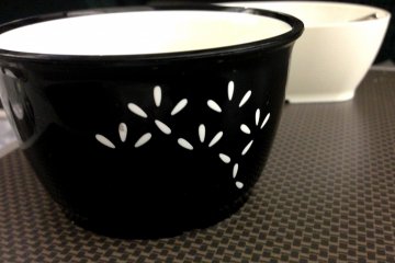 Simple yet charming designs on their crockery on Premium Economy
