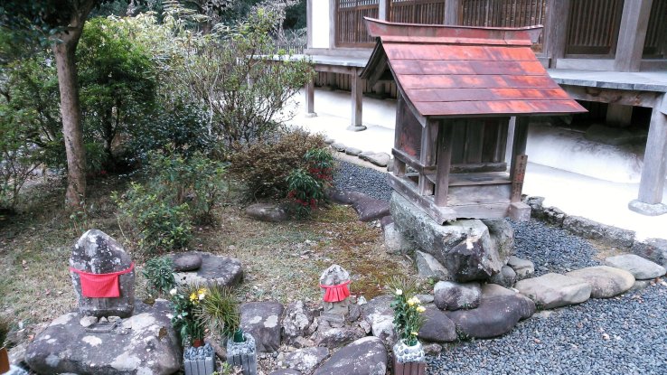 Kyozuka 14 at Kotaki-ji Temple