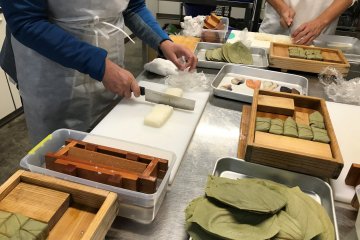Making the square sushi shape