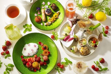Playful Colors Vegan Afternoon Tea 2021