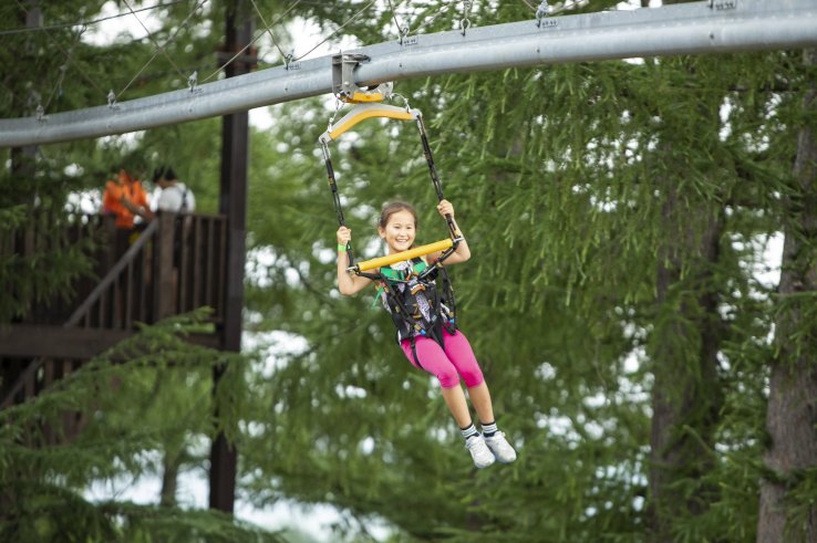 Choose from a zipline experience or an all-you-can play super passport