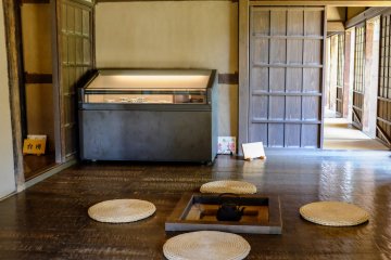 There is a Japanese guide on site who will happily show you around the house
