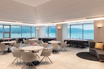 The event takes place at the hotel's "Grill & Dining G"