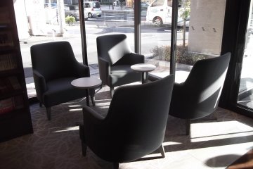 A little lounge in the lobby