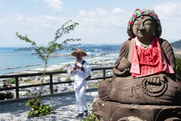 Pilgrim along the coast