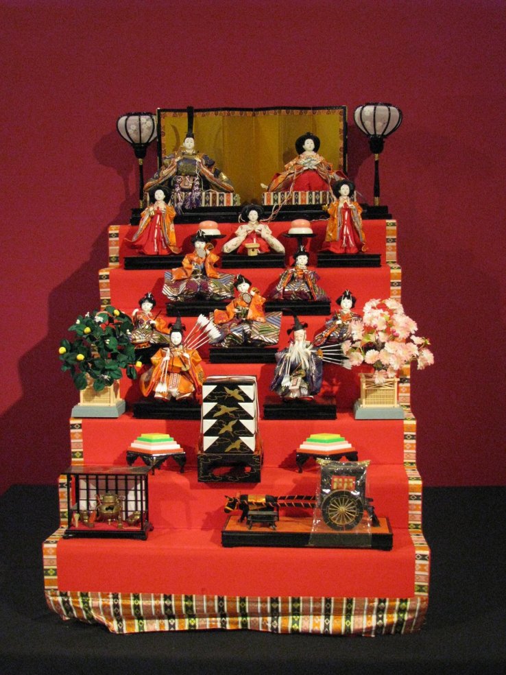 Hinamatsuri display