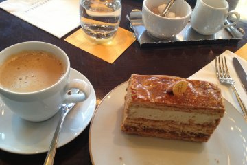 Deux mille feuille cake