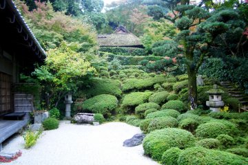 <p>Stunning manicured grounds of&nbsp;Shisendo Temple's Heritage Garden</p>