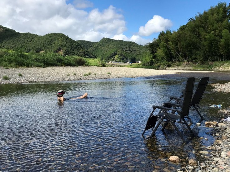 A cold dip after a hot sauna bath is refreshing