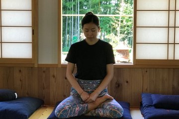 Calming your mind in this quiet place in nature sounds easy, but is not!