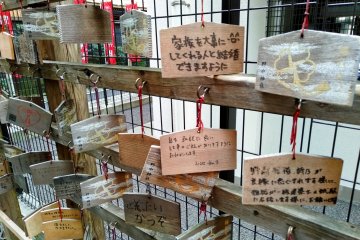 Votive tablets