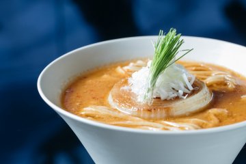 Vegan spicy miso ramen