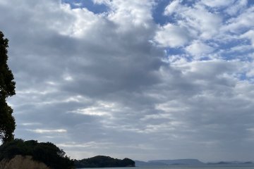 Twice a day the islands connect