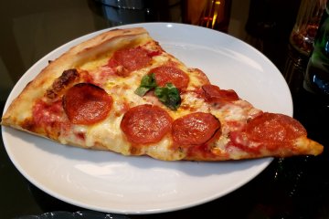 HAVE A GOOD SLICE, New York Style Pizza Place in Sendai