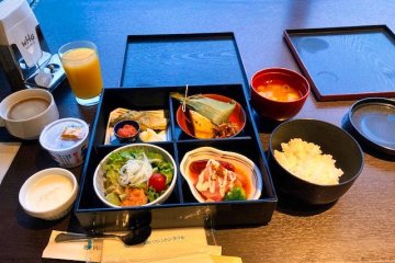 Breakfast at Washington Hotel