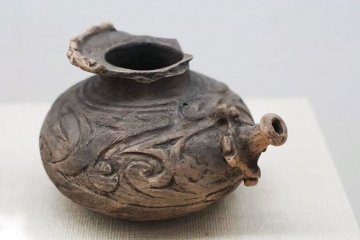 Jomon vessel