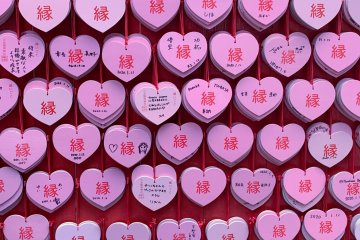5 Heart-Shaped Destinations in Japan