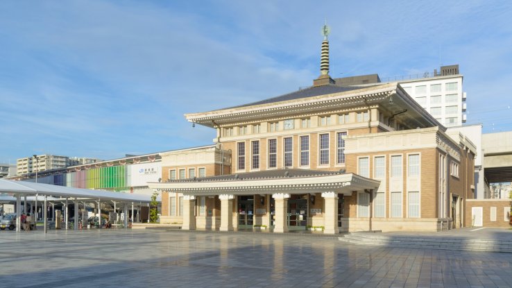 Nara Station fuses Western and Japanese design elements