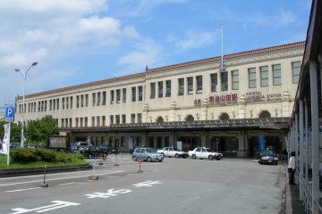 Heritage abounds at Ujiyamada Station