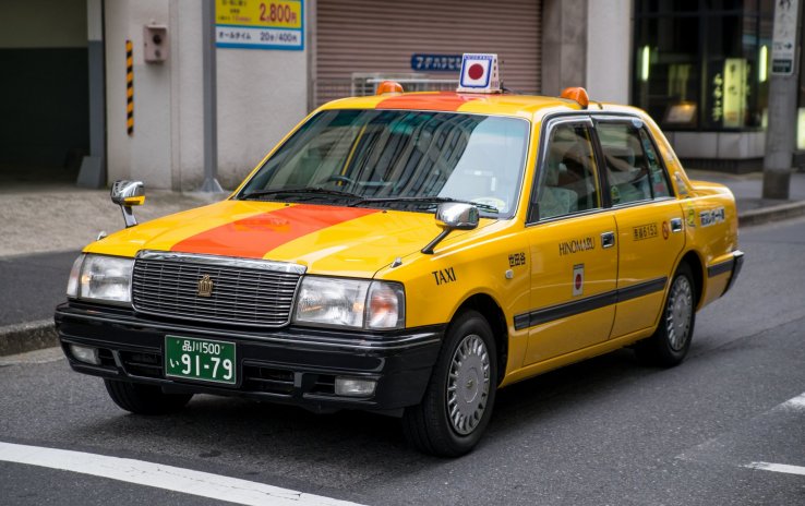  Taxi meter stop waiting traffic light, Tokyo, Japan