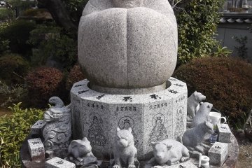 An unusual zodiac display