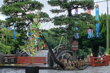 Taiko-bashi drum bridge decorated for the festivities