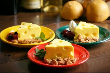 Cheese Cheers Cafe Hibiya [Closed]