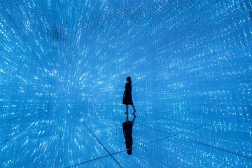 The Infinite Crystal Universe exhibition