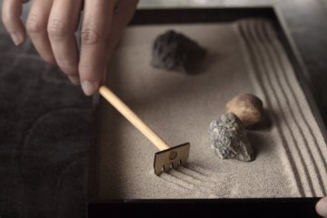 Practice zen traditions at ZEN & BED Mochizuki-an
