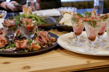 Snack time! Roast beef and shrimp plates 