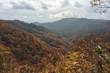 A lookout on the way to the summit