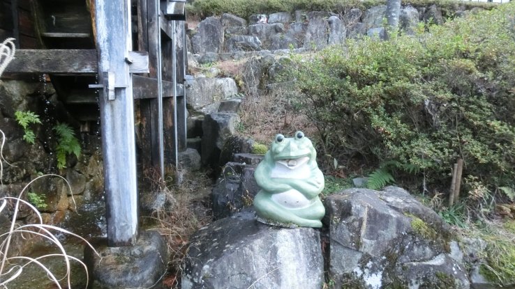 Frogs are everywhere in the Gero Onsen district