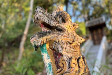 This Makara may be linked to the Okinawa goat, its journey around these islands reminding me of the story of the sweet potato which sailed around the Pacific to Asia.