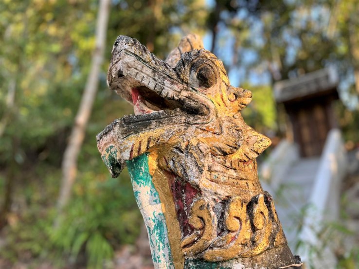 This Makara may be linked to the Okinawa goat, its journey around these islands reminding me of the story of the sweet potato which sailed around the Pacific to Asia.