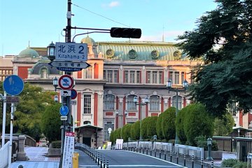 Historic buildings from the 19th and 20th Century grace Nakanoshima