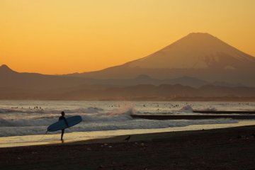 4 Beaches with Mount Fuji Views