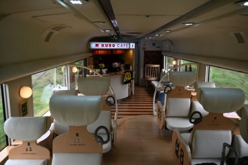 Kuro cafe in car 3