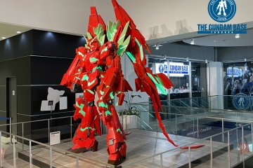 Life-sized Gundam statue