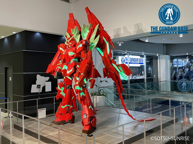 Life-sized Gundam statue