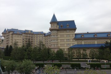 <p>Disney Land Resort</p>
