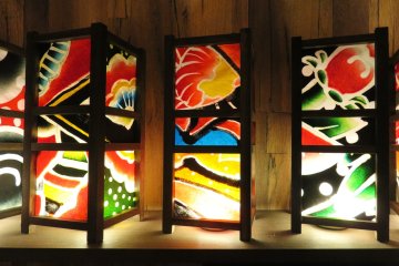 Fragments of deconstructed lanterns are transformed into picture frames or room lamps
