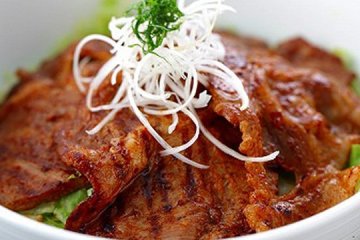 Mutsumi pork bowl