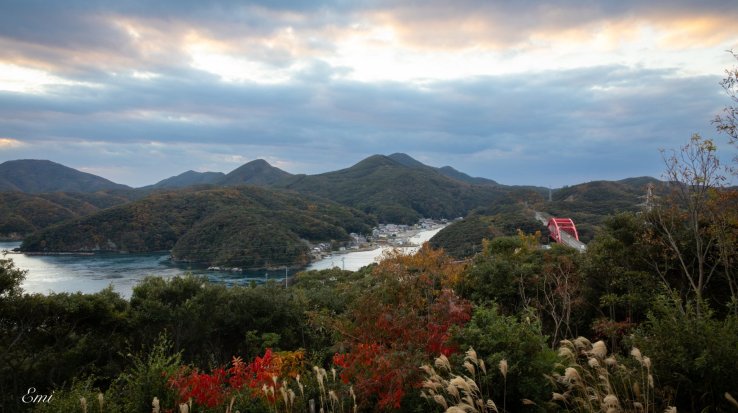 At Manzeki Observation Deck. Close to the airport and easy to stop by if you rent a car.